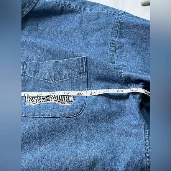 Vintage Mickey Inc. World Reunion Denim Button Down Extra Large - Picture 7 of 9
